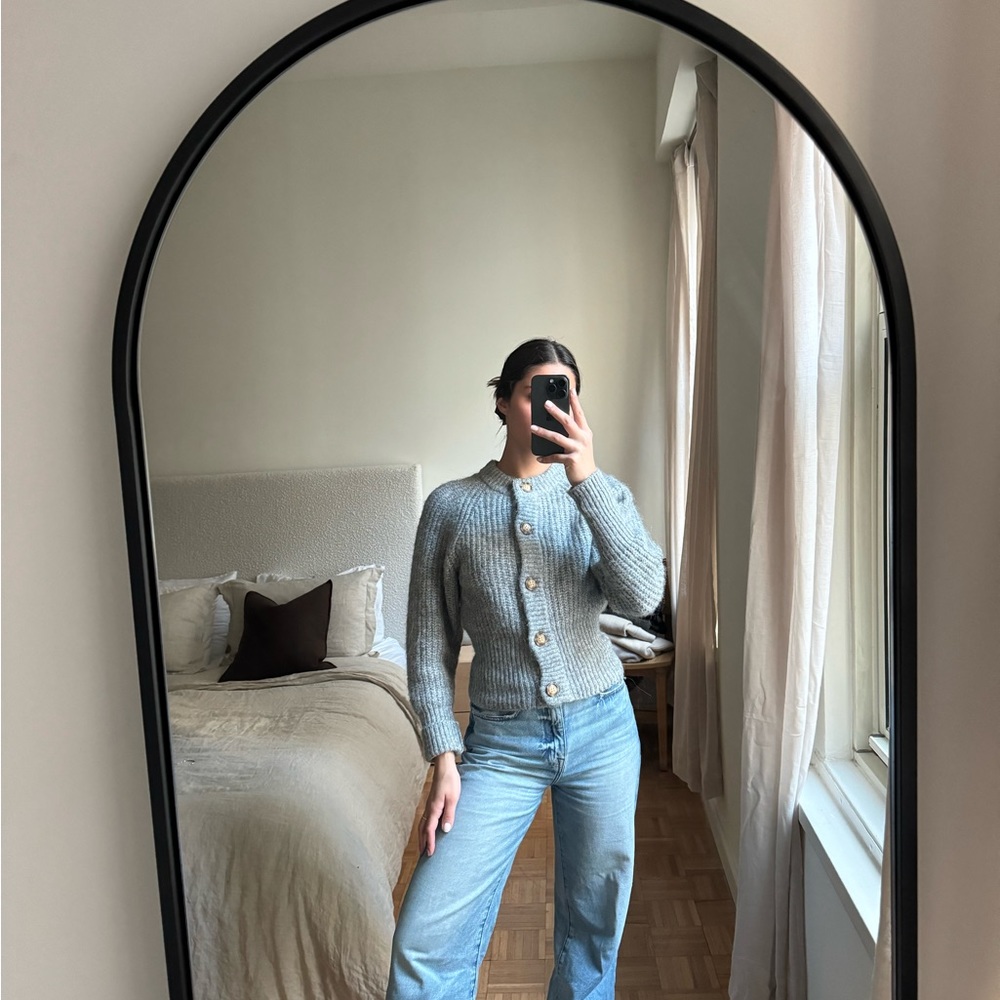 Grey cardigan